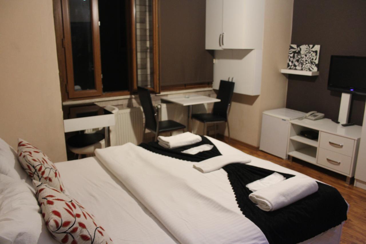 Full House Boutique Hotel Istanboel Buitenkant foto